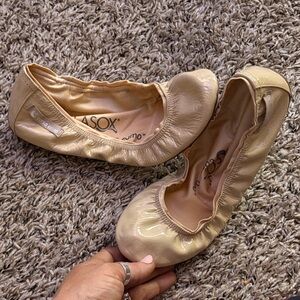 corso como BALLASOX Nude Flats